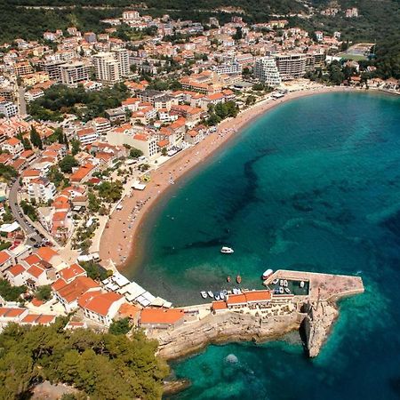Apartment Magazini Petrovac Екстер'єр фото