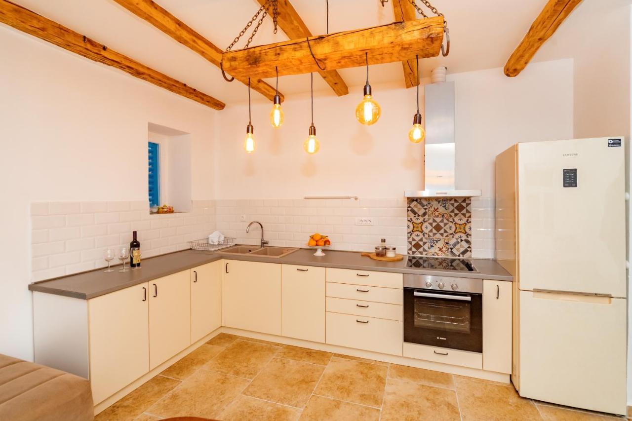 Apartment Magazini Petrovac Екстер'єр фото